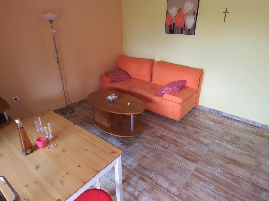City Center Apartments Novaglia Esterno foto