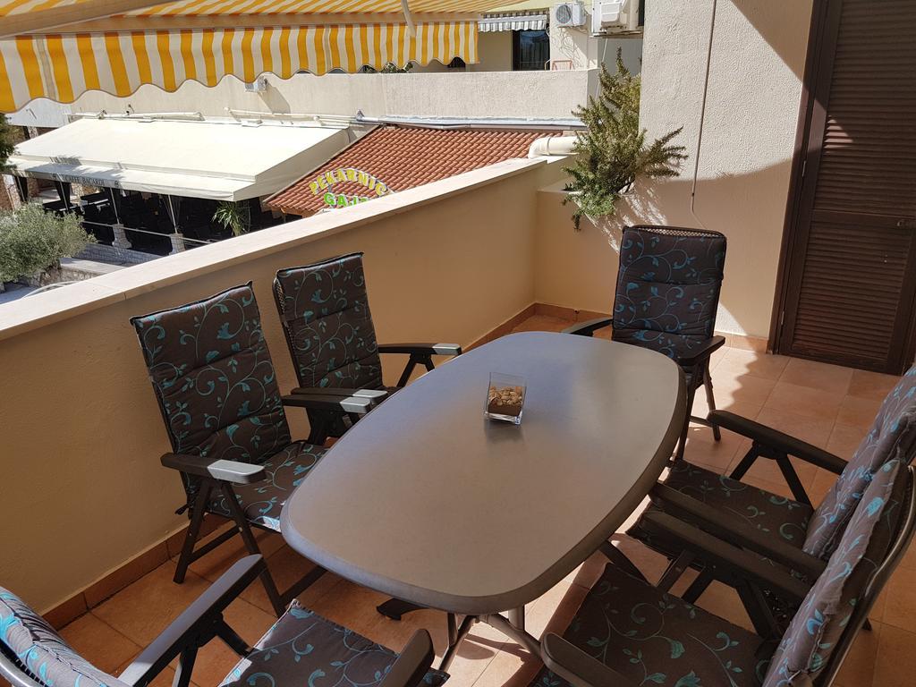 City Center Apartments Novaglia Esterno foto